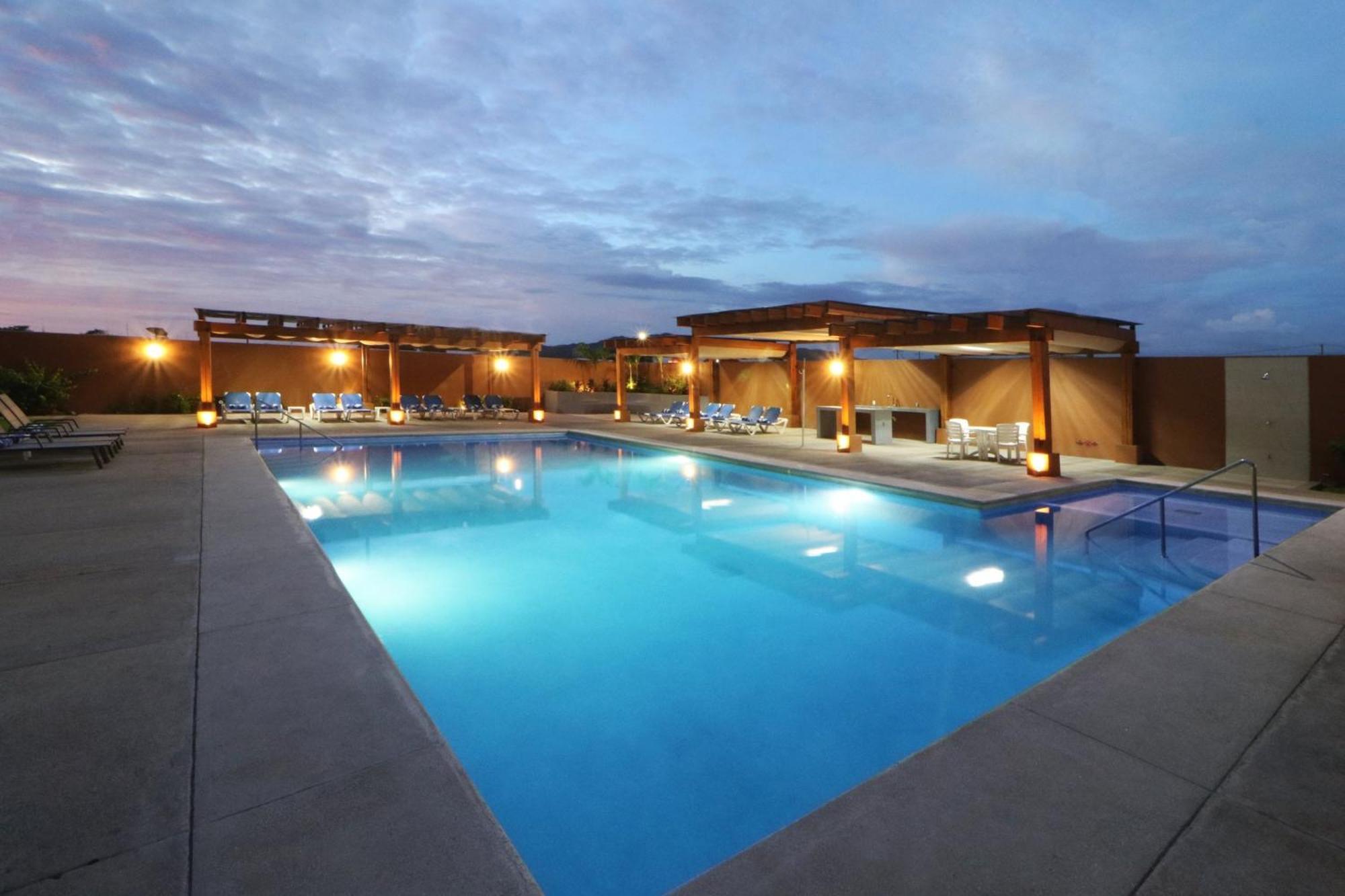 Holiday Inn Express Manzanillo By Ihg Exterior photo