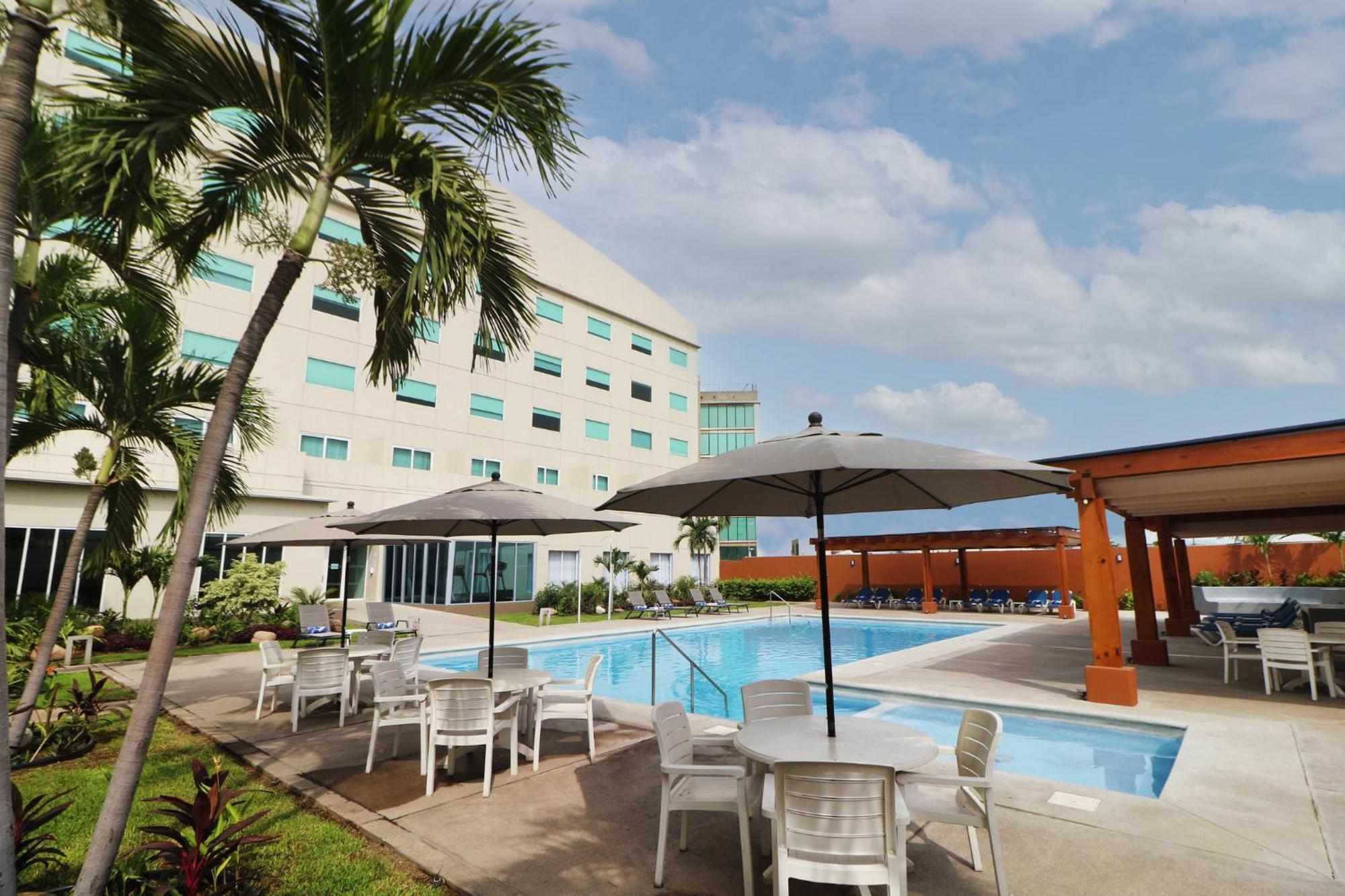 Holiday Inn Express Manzanillo By Ihg Exterior photo