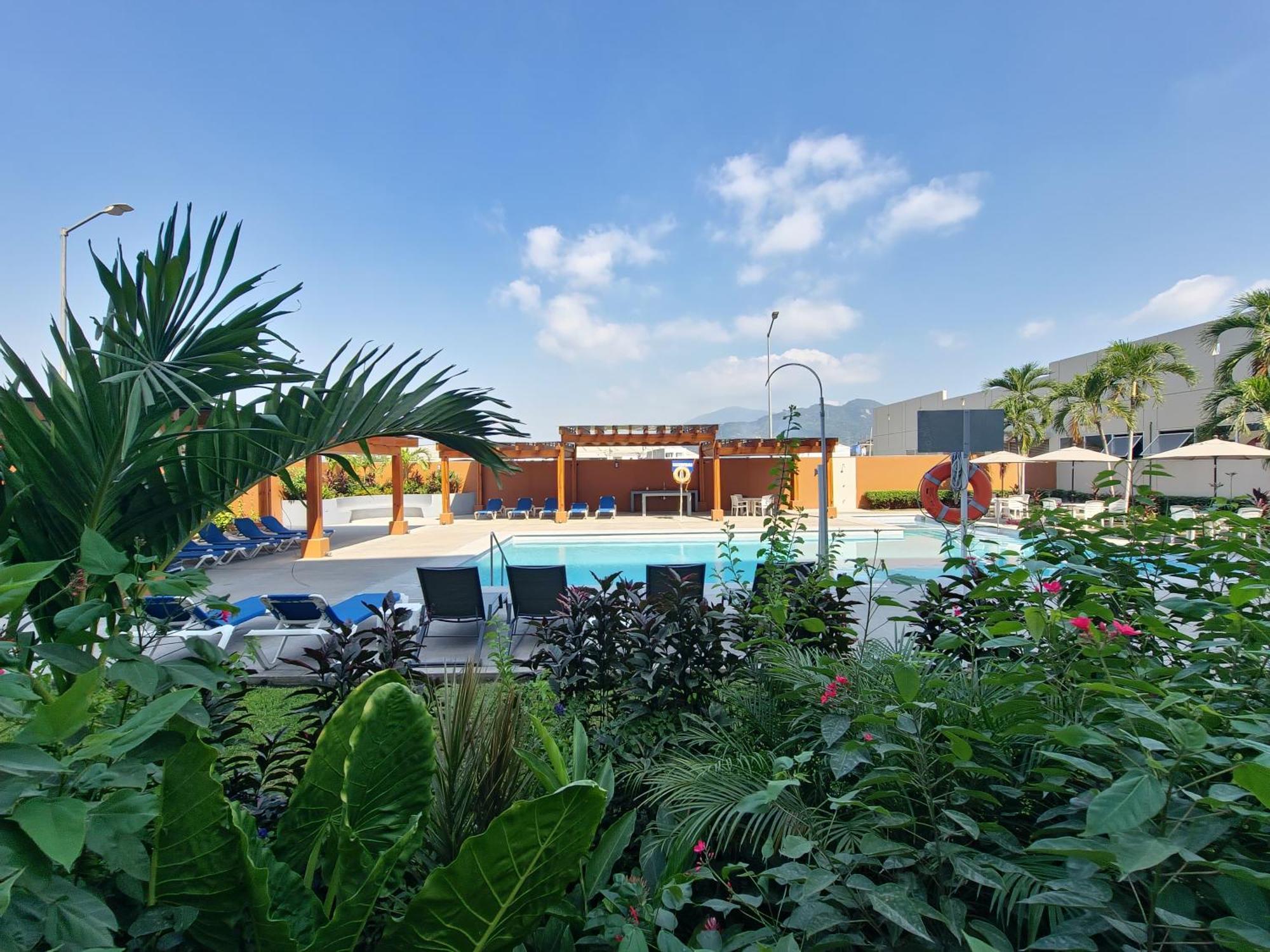 Holiday Inn Express Manzanillo By Ihg Exterior photo
