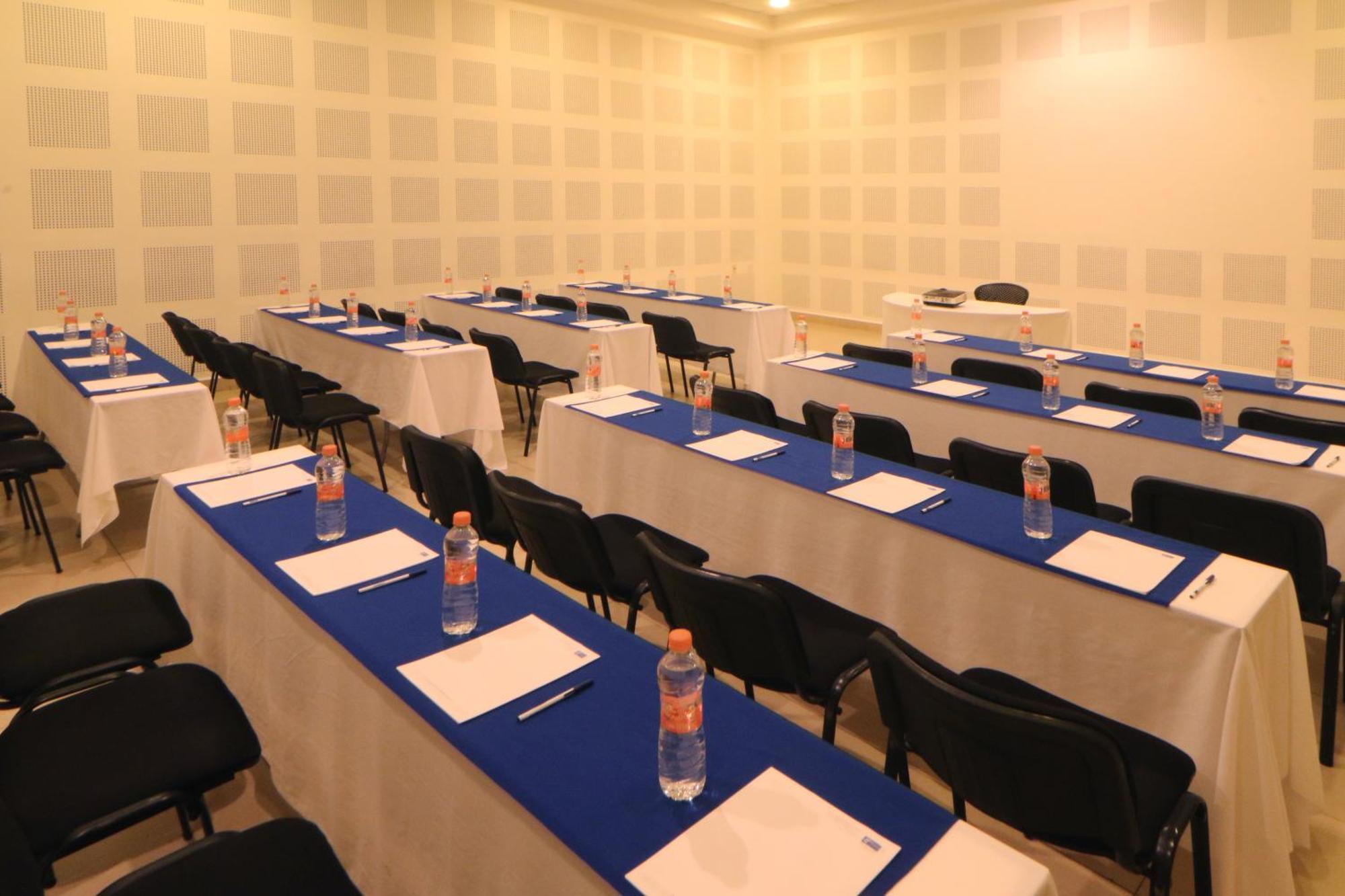 Holiday Inn Express Manzanillo By Ihg Exterior photo