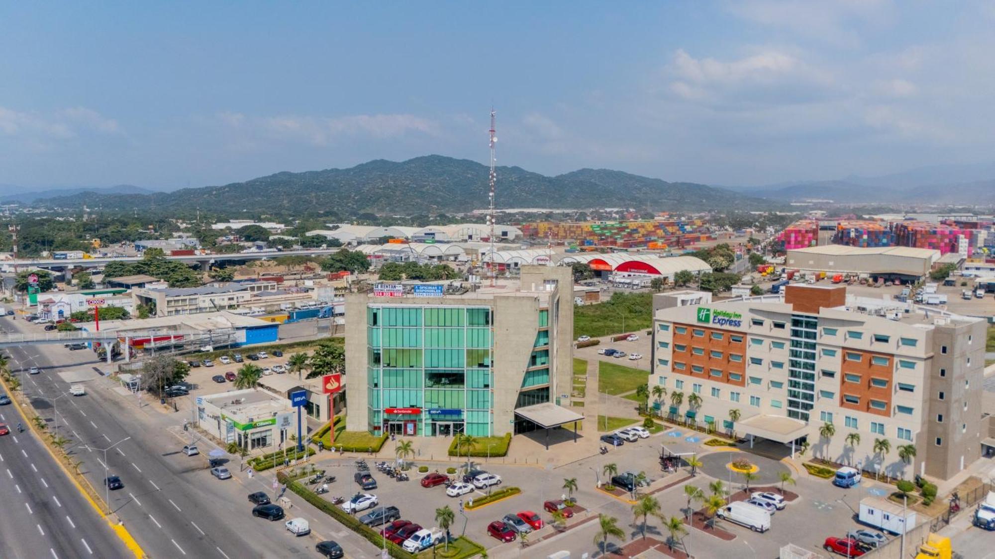 Holiday Inn Express Manzanillo By Ihg Exterior photo