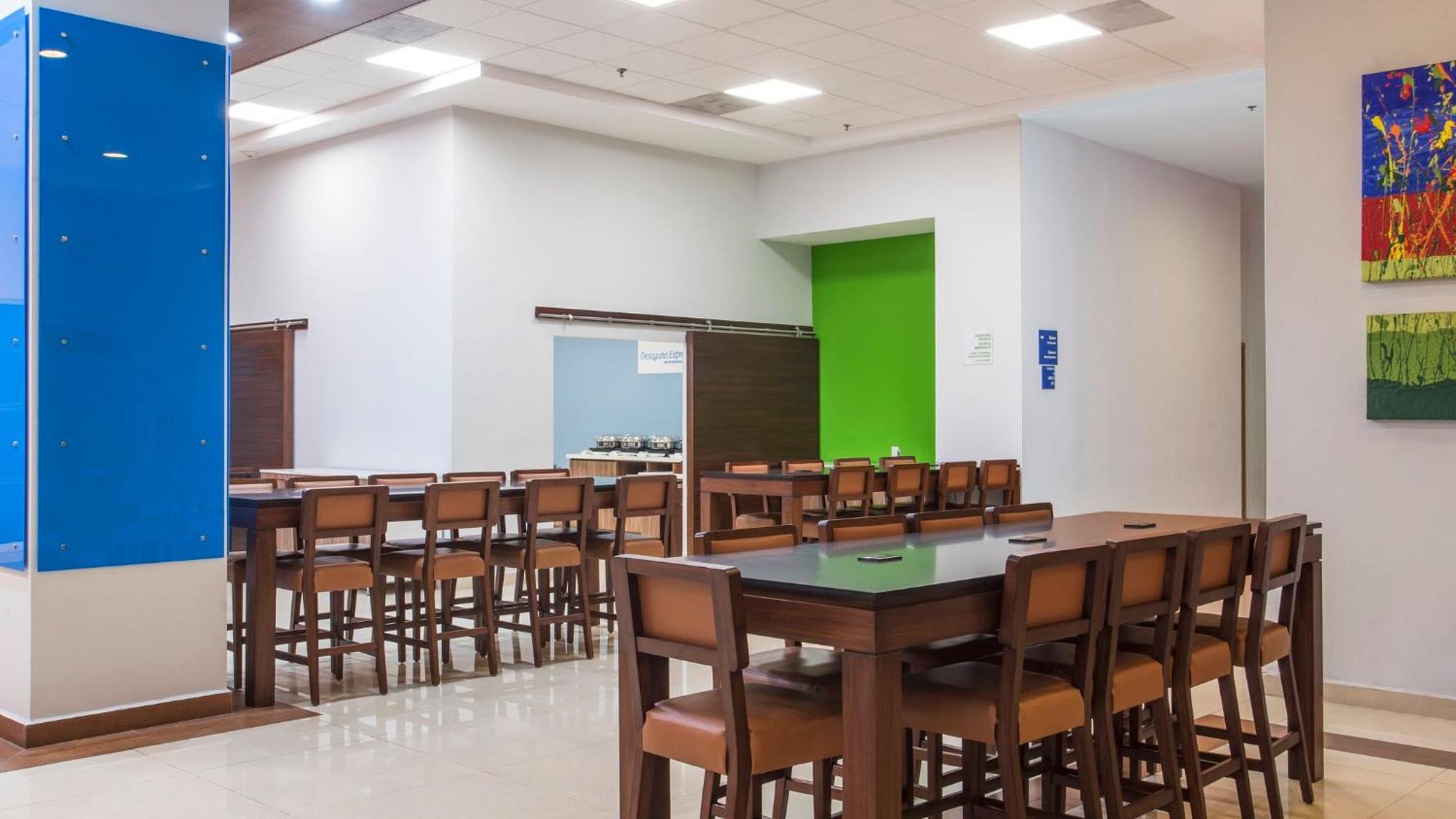 Holiday Inn Express Manzanillo By Ihg Exterior photo