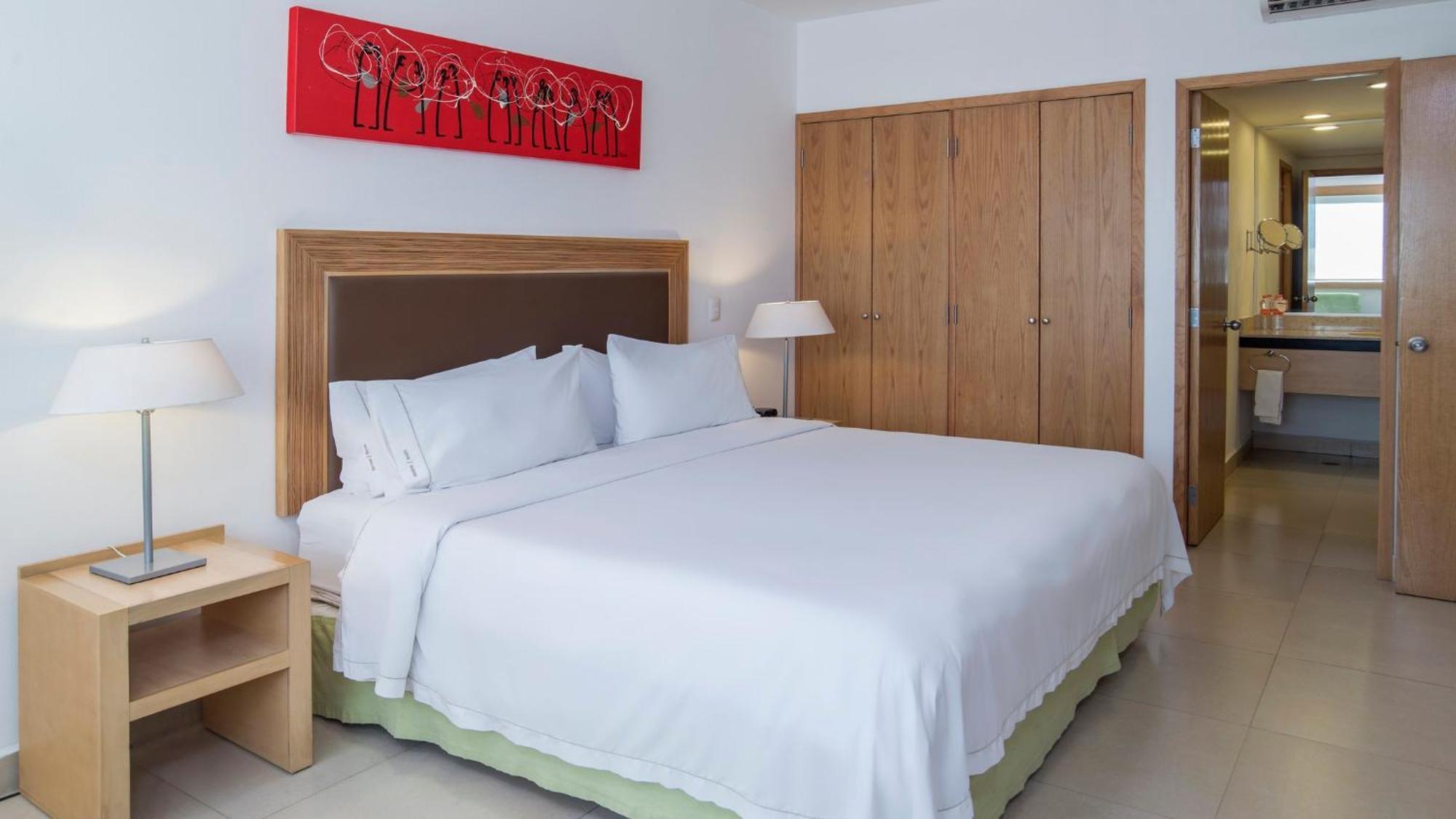 Holiday Inn Express Manzanillo By Ihg Exterior photo