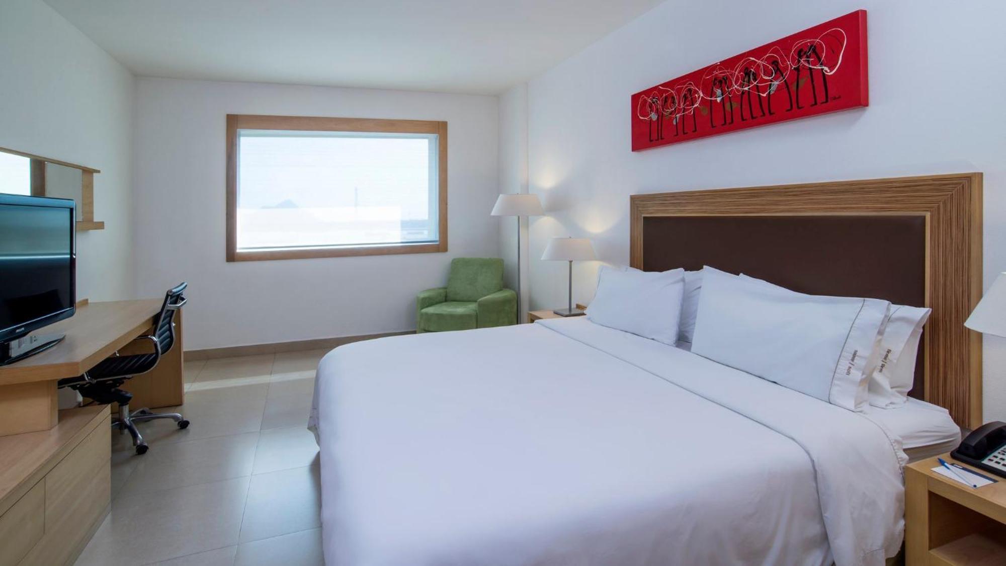 Holiday Inn Express Manzanillo By Ihg Exterior photo